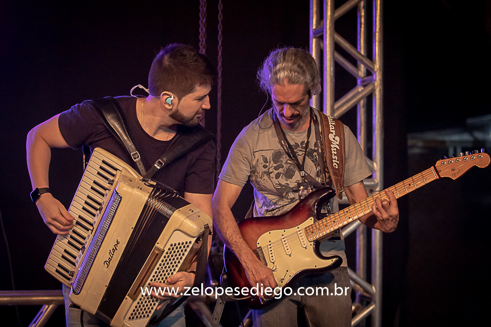 show-com-ze-lopes-e-diego-e-banda-na-mata-do-leao