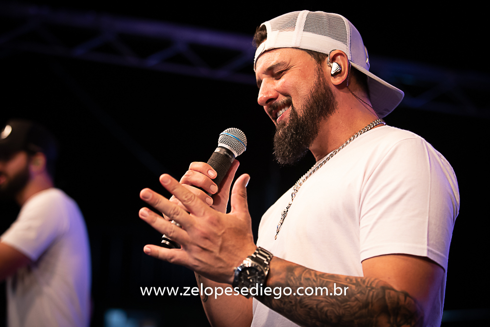 show-com-ze-lopes-e-diego-e-banda-na-mata-do-leao