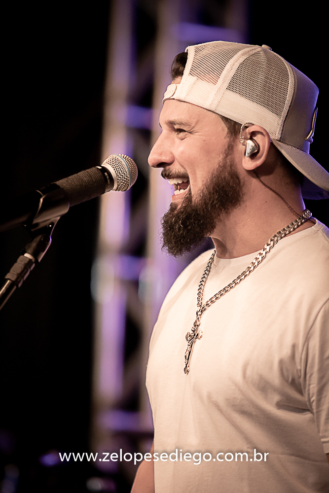 show-com-ze-lopes-e-diego-e-banda-na-mata-do-leao