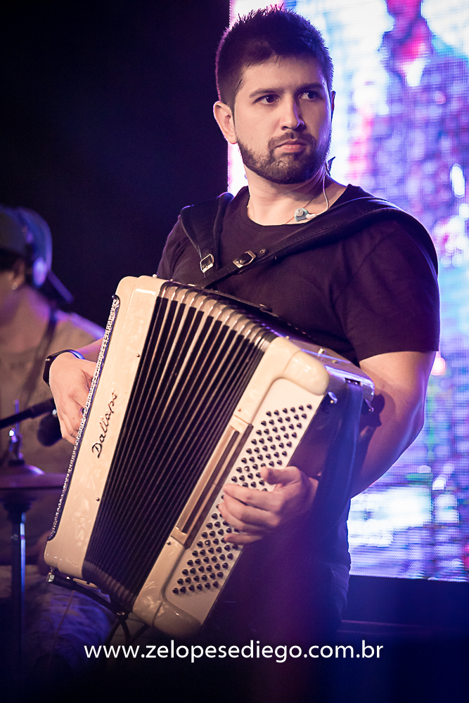 show-com-ze-lopes-e-diego-e-banda-na-mata-do-leao