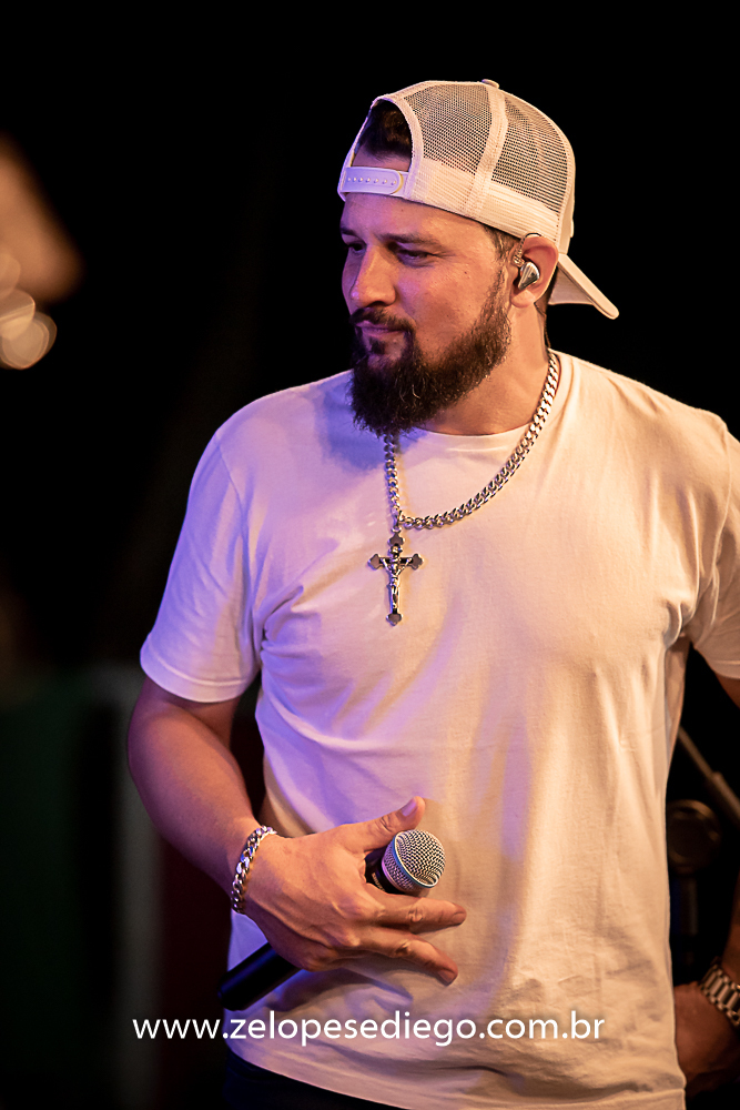 show-com-ze-lopes-e-diego-e-banda-na-mata-do-leao