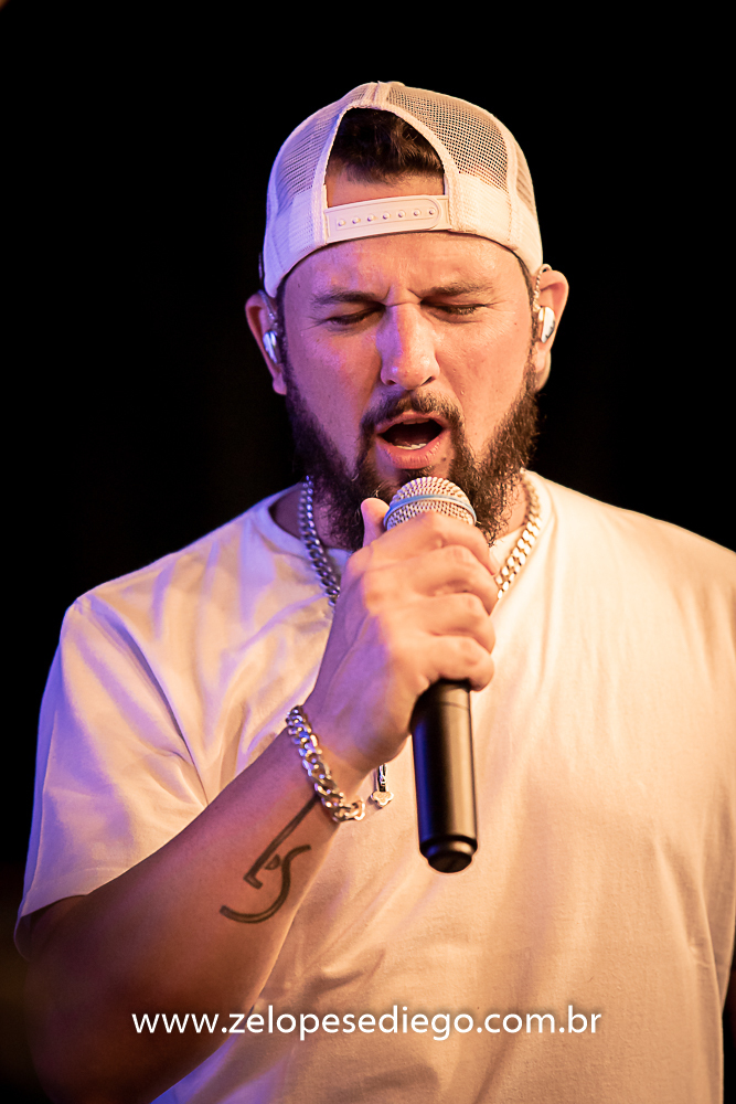 show-com-ze-lopes-e-diego-e-banda-na-mata-do-leao