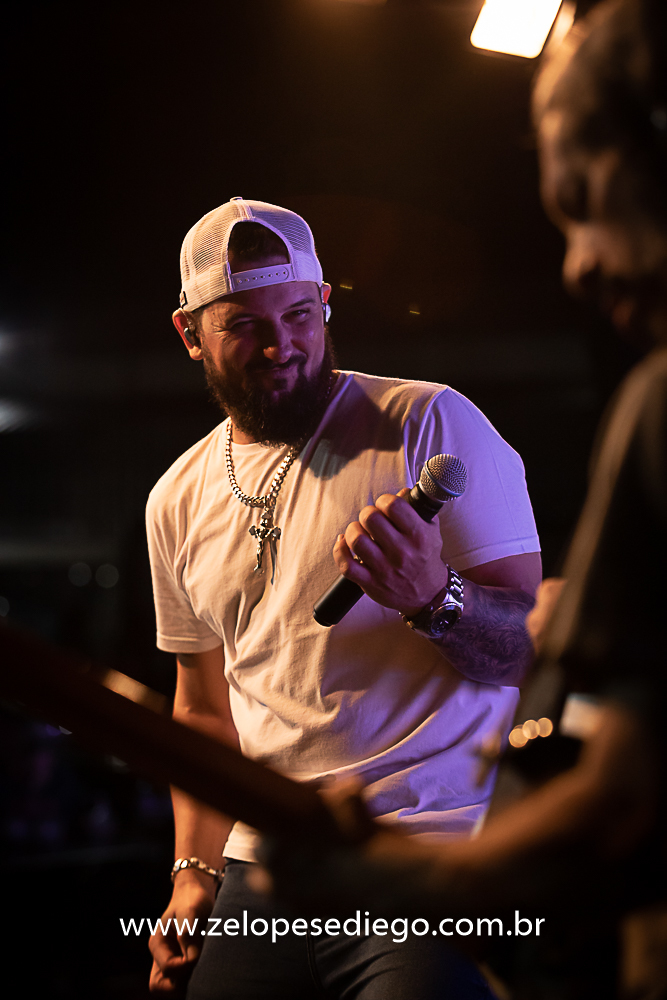 show-com-ze-lopes-e-diego-e-banda-na-mata-do-leao