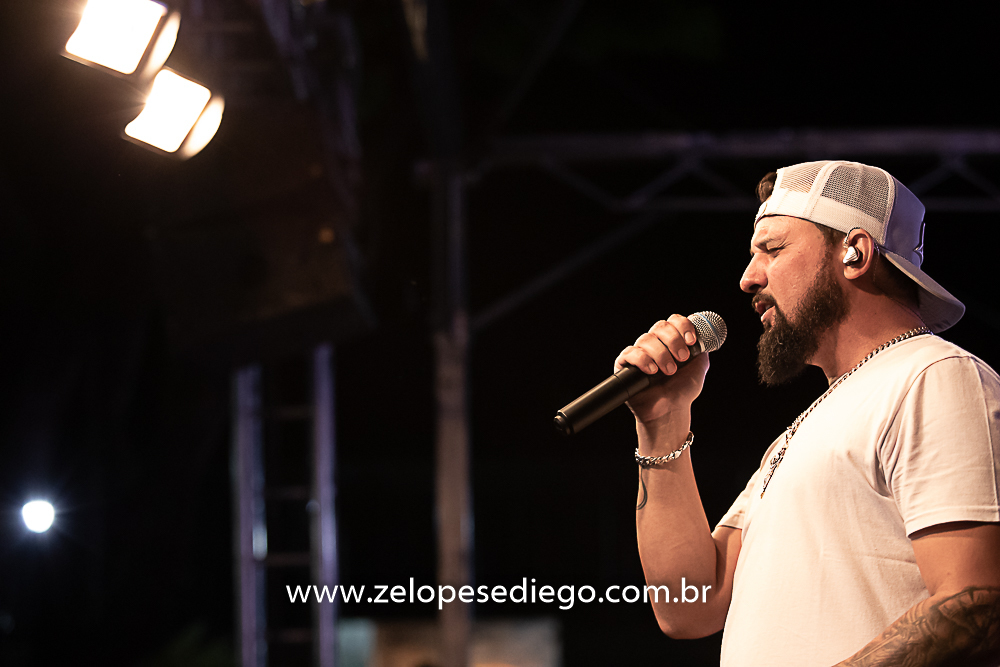 show-com-ze-lopes-e-diego-e-banda-na-mata-do-leao
