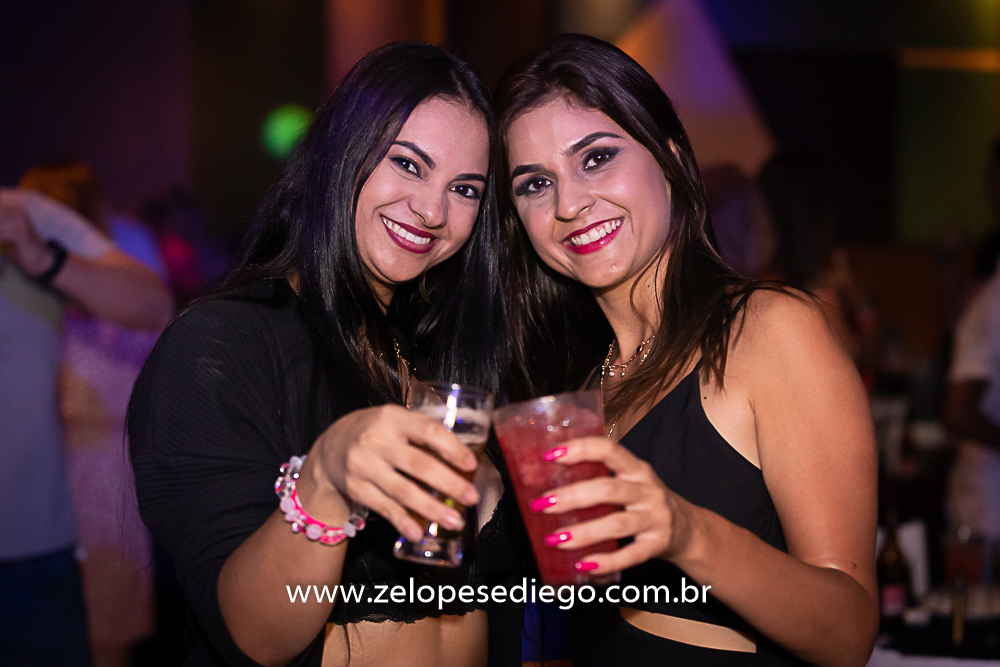show-com-ze-lopes-e-diego-e-banda-no-bar-canacaiana
