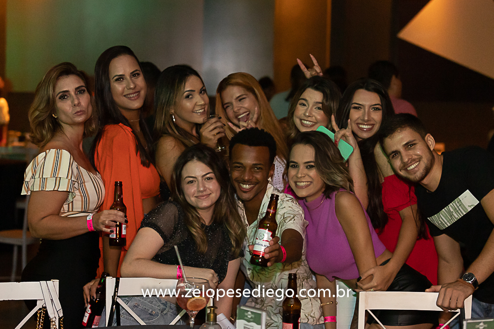 show-com-ze-lopes-e-diego-e-banda-no-bar-canacaiana
