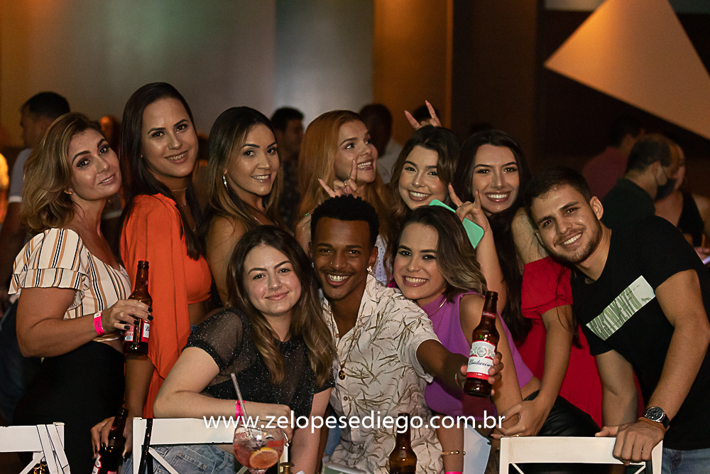 show-com-ze-lopes-e-diego-e-banda-no-bar-canacaiana