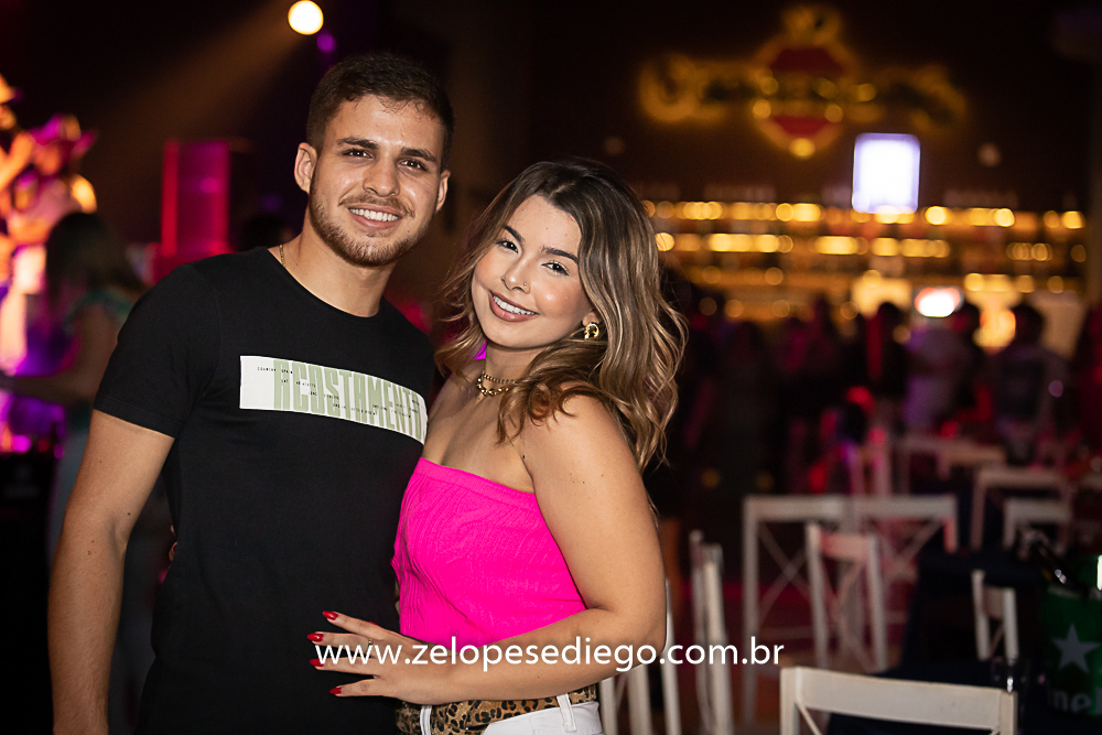 show-com-ze-lopes-e-diego-e-banda-no-bar-canacaiana