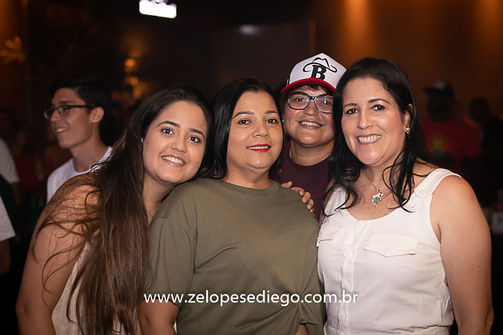 show-com-ze-lopes-e-diego-e-banda-no-bar-canacaiana