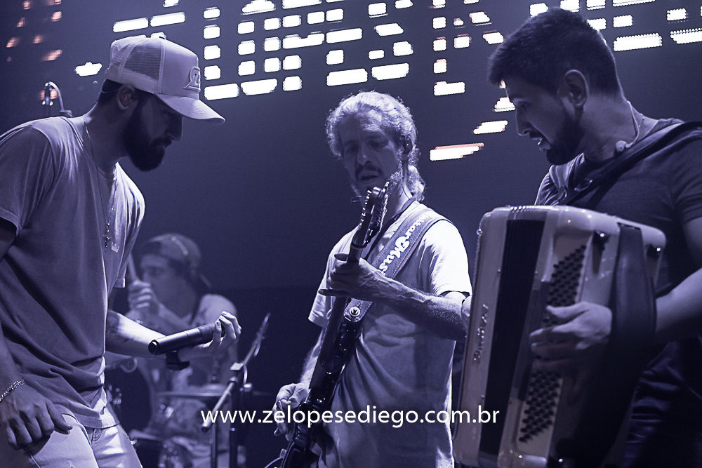 show-com-ze-lopes-e-diego-e-banda-no-bar-canacaiana