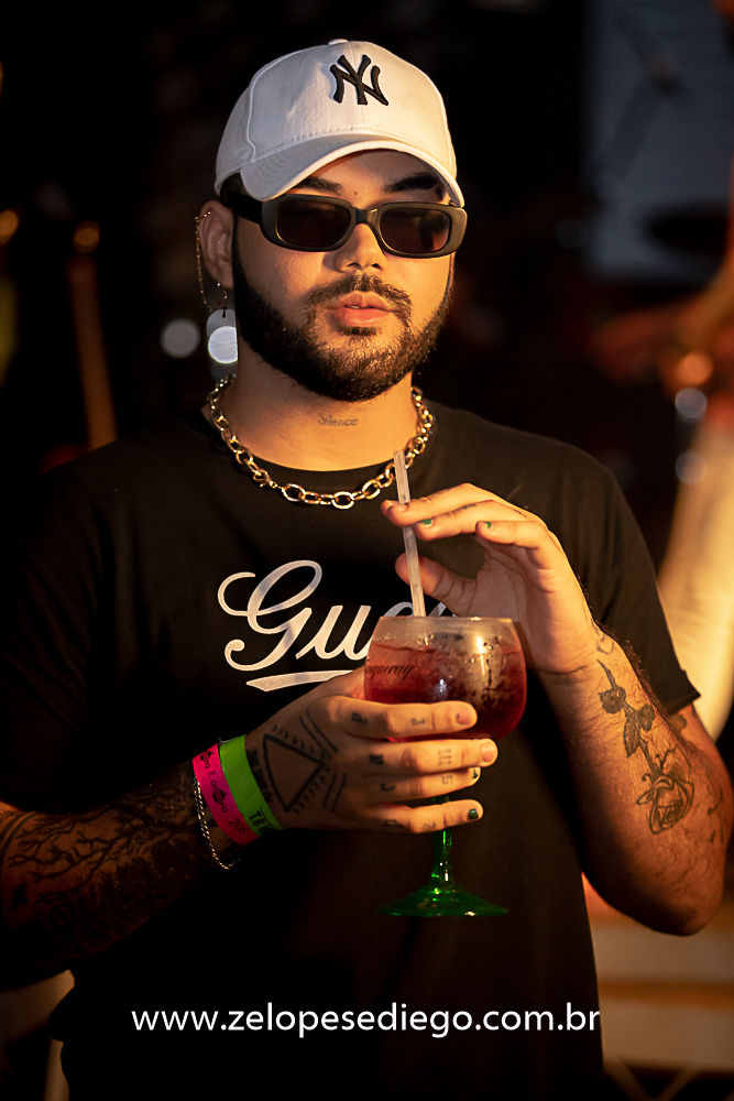 show-com-ze-lopes-e-diego-e-banda-no-bar-canacaiana