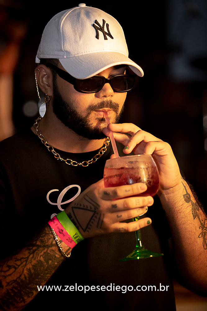 show-com-ze-lopes-e-diego-e-banda-no-bar-canacaiana