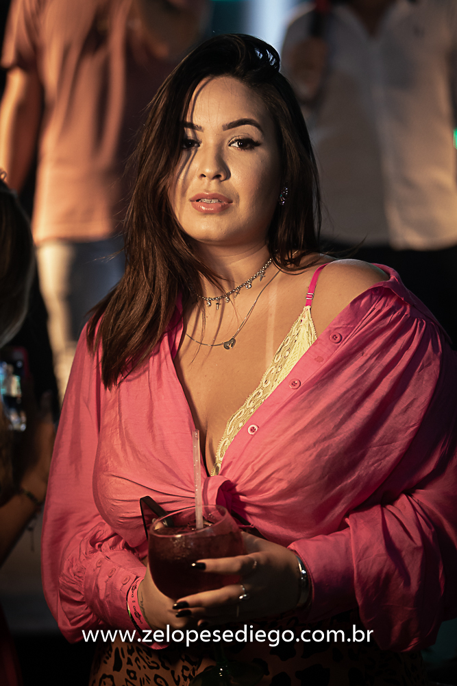 show-com-ze-lopes-e-diego-e-banda-no-bar-canacaiana