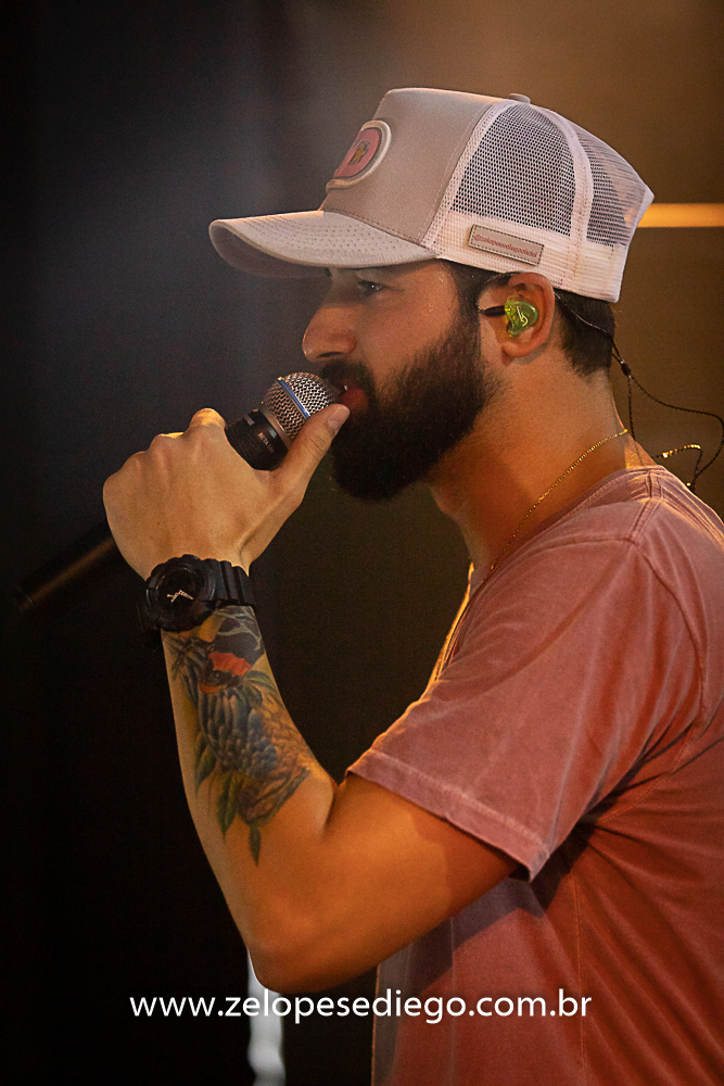 show-com-ze-lopes-e-diego-e-banda-no-bar-canacaiana