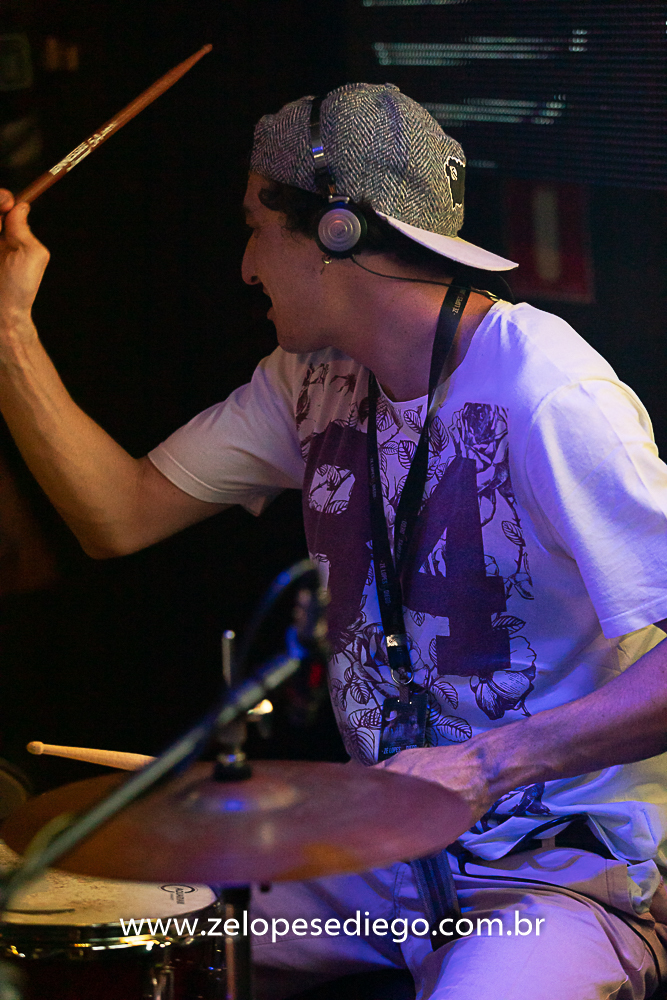 show-com-ze-lopes-e-diego-e-banda-no-bar-canacaiana