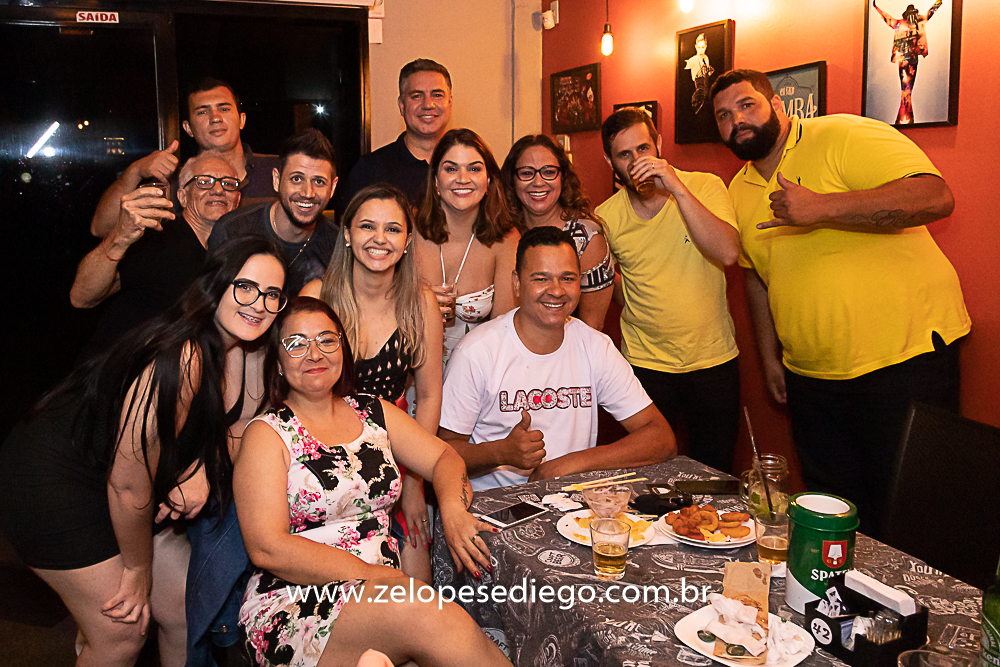 show-com-ze-lopes-e-diego-e-banda-no-boteco-tukas