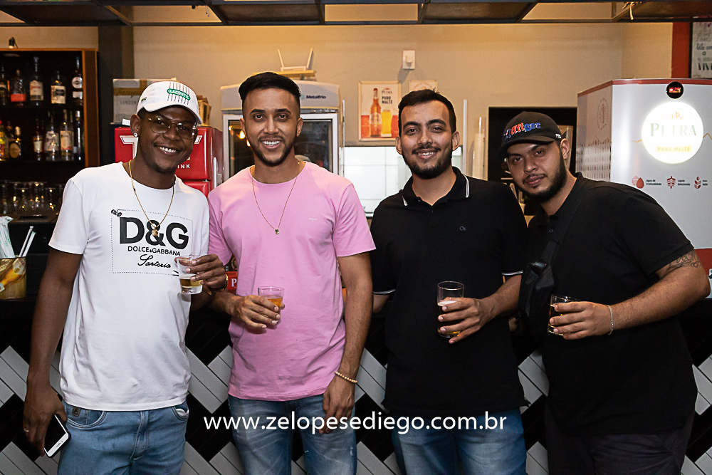 show-com-ze-lopes-e-diego-e-banda-no-boteco-tukas