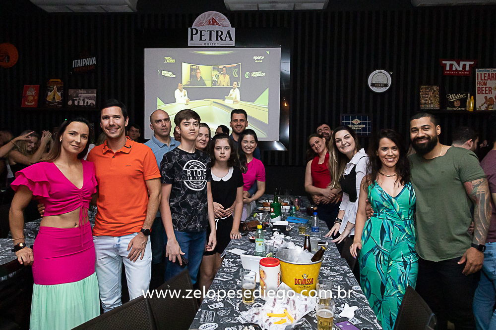 show-com-ze-lopes-e-diego-e-banda-no-boteco-tukas