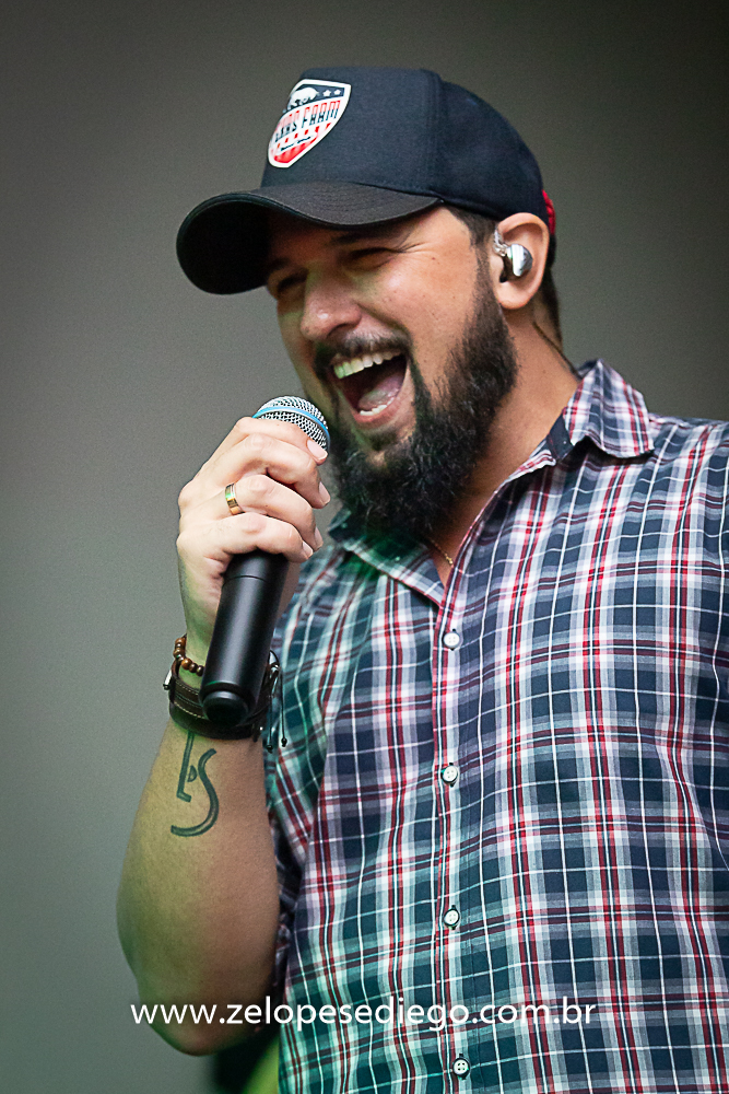 show-com-ze-lopes-e-diego-e-banda-no-boteco-tukas