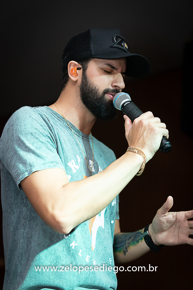 show-com-ze-lopes-e-diego-e-banda-no-boteco-tukas