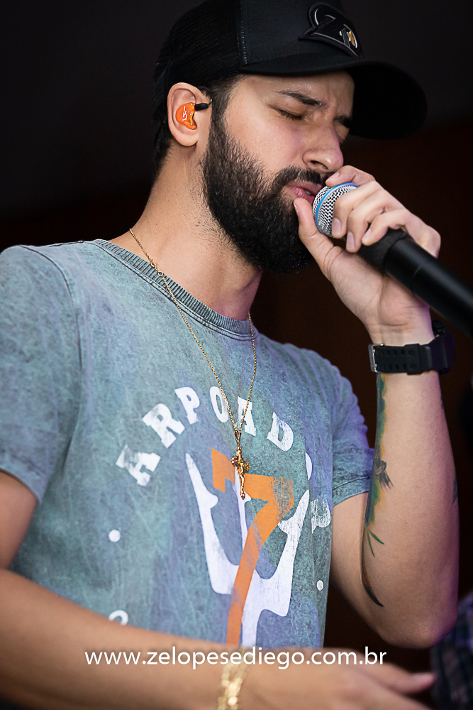 show-com-ze-lopes-e-diego-e-banda-no-boteco-tukas