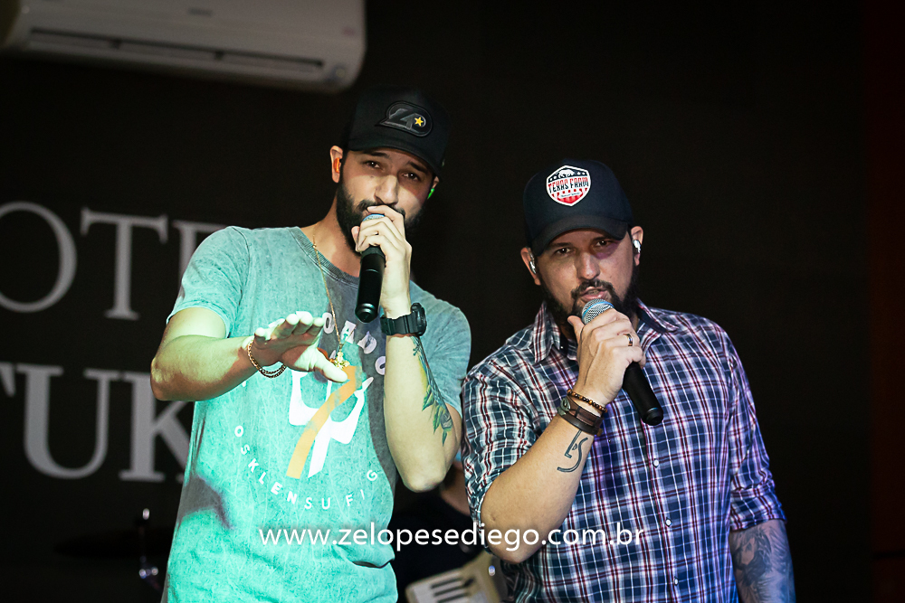 show-com-ze-lopes-e-diego-e-banda-no-boteco-tukas