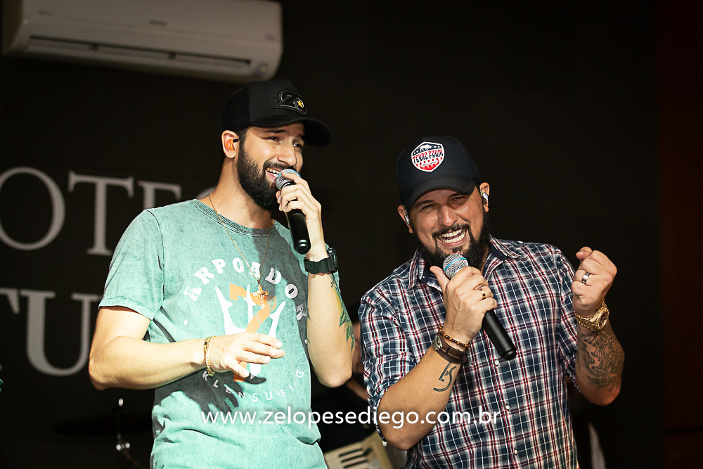 show-com-ze-lopes-e-diego-e-banda-no-boteco-tukas