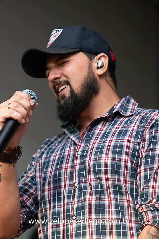 show-com-ze-lopes-e-diego-e-banda-no-boteco-tukas