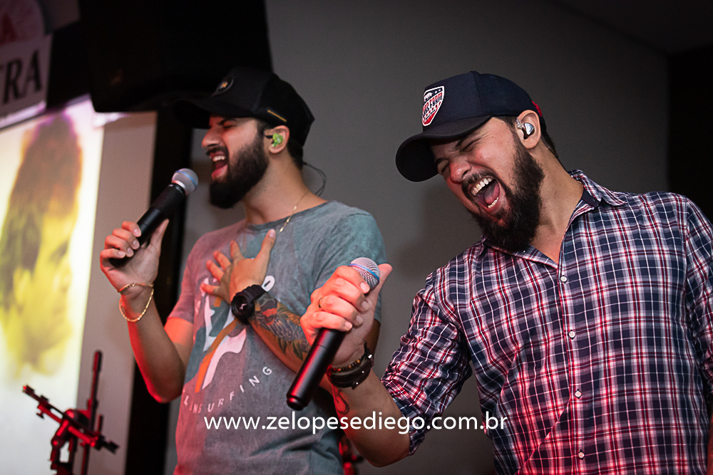 show-com-ze-lopes-e-diego-e-banda-no-boteco-tukas