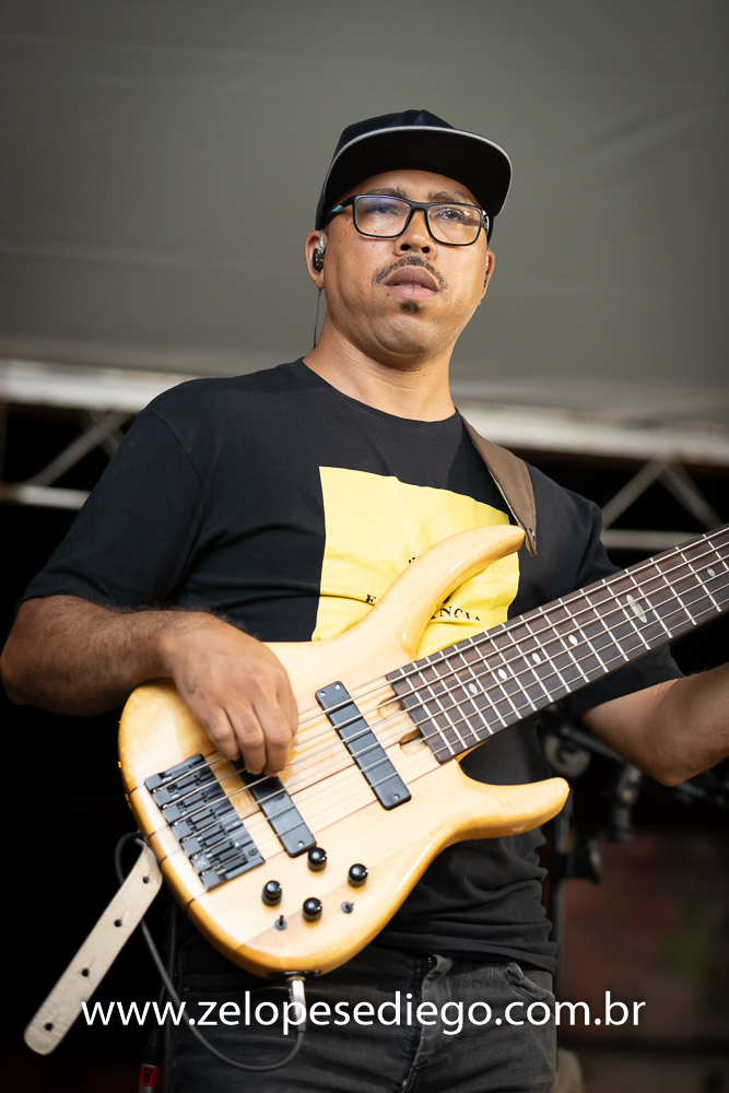 show-com-ze-lopes-e-diego-e-banda-em-barrinha