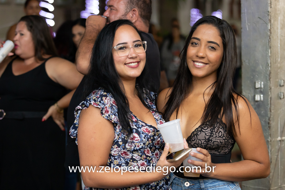 show-com-ze-lopes-e-diego-e-banda-em-barrinha