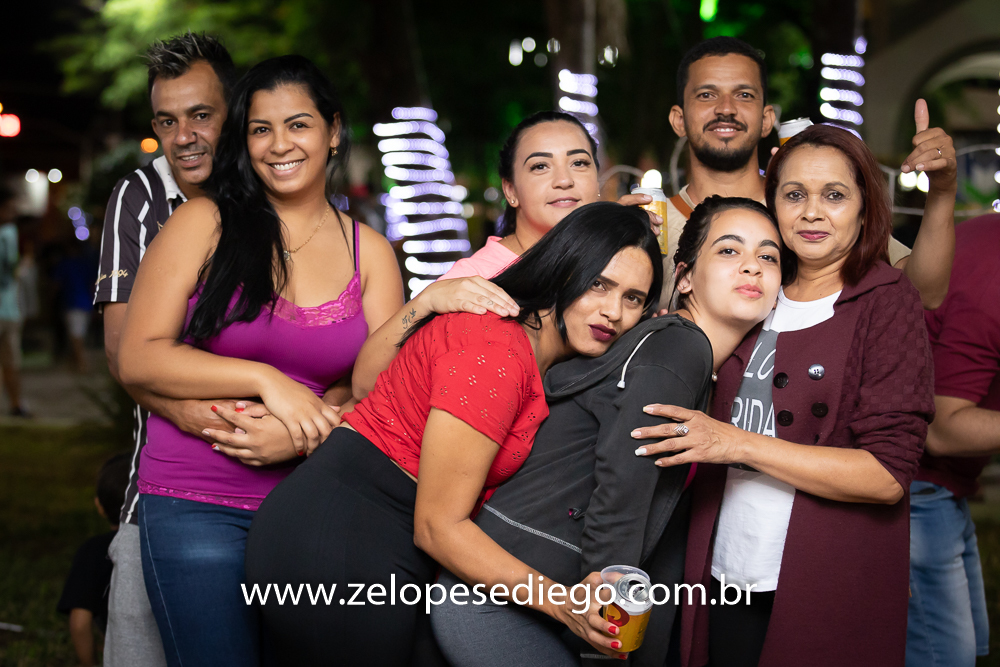 show-com-ze-lopes-e-diego-e-banda-em-barrinha