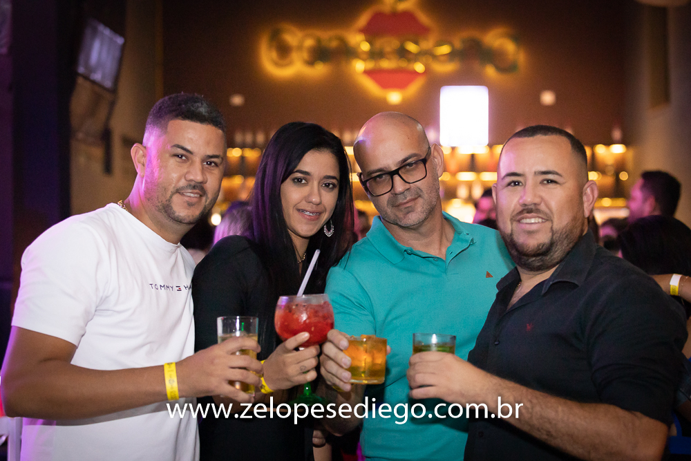 show-com-ze-lopes-e-diego-e-banda-no-bar-canacaiana-em-sertaozinho-sao-paulo