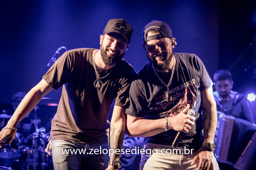 show-com-ze-lopes-e-diego-e-banda-no-bar-canacaiana-em-sertaozinho-sao-paulo