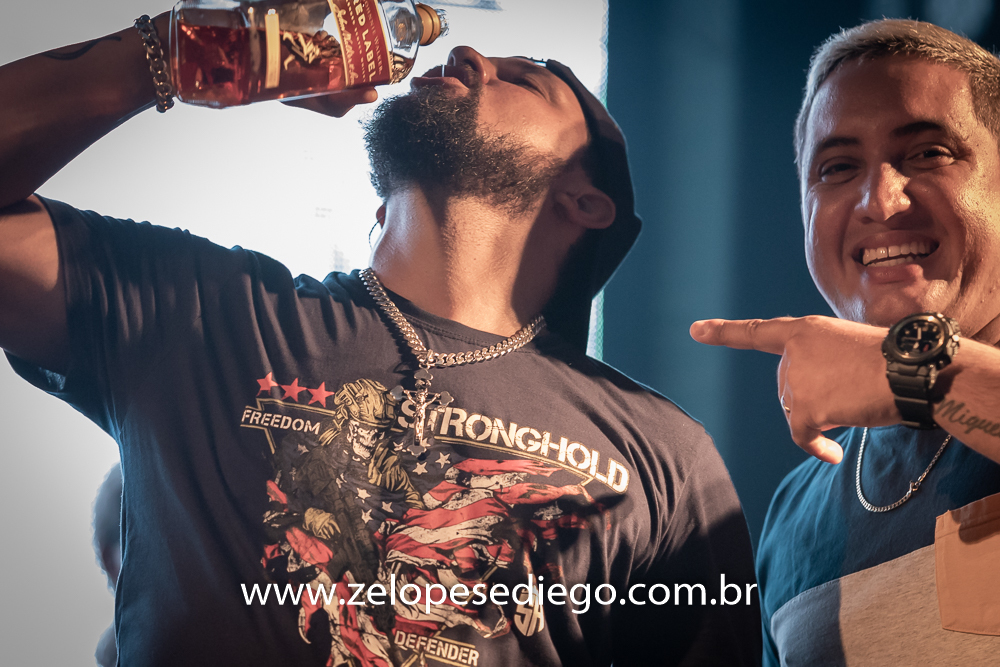 show-com-ze-lopes-e-diego-e-banda-no-bar-canacaiana-em-sertaozinho-sao-paulo