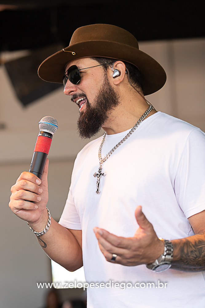 show-com-ze-lopes-e-diego-e-banda-no-aniversario-de-cristina-pavan-no-espaco-villas-em-sertaozinho-sao-paulo