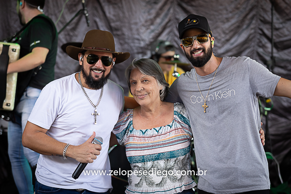 show-com-ze-lopes-e-diego-e-banda-no-aniversario-de-cristina-pavan-no-espaco-villas-em-sertaozinho-sao-paulo