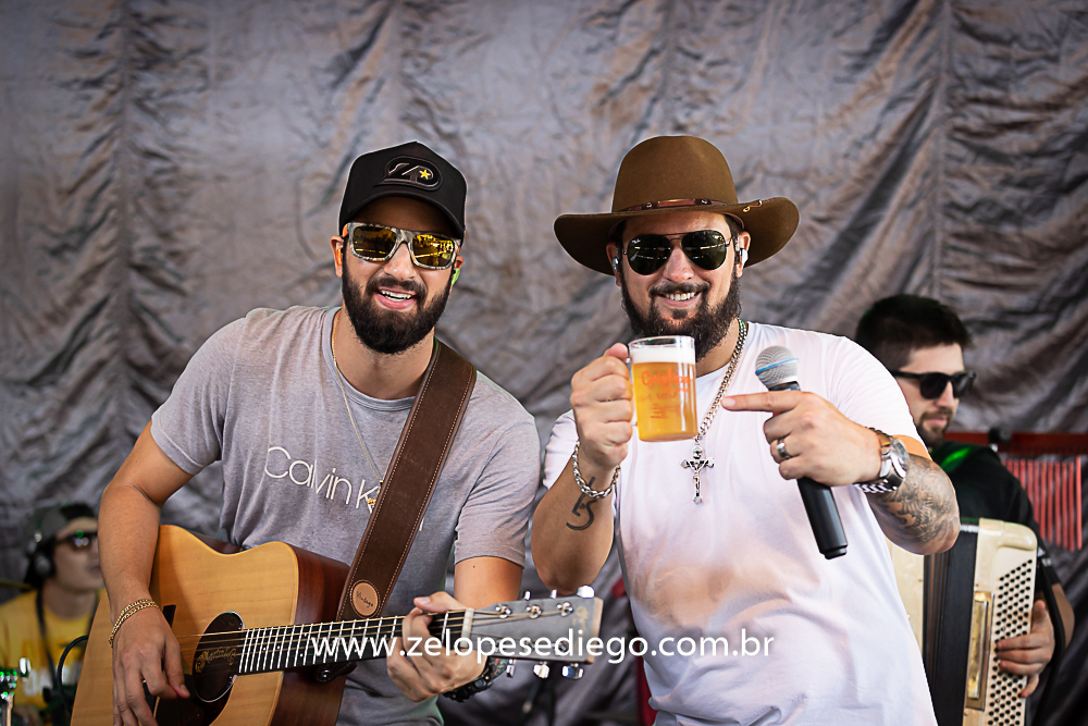 show-com-ze-lopes-e-diego-e-banda-no-aniversario-de-cristina-pavan-no-espaco-villas-em-sertaozinho-sao-paulo