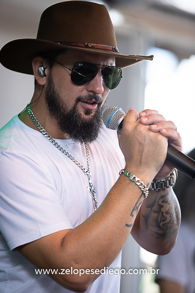 show-com-ze-lopes-e-diego-e-banda-no-aniversario-de-cristina-pavan-no-espaco-villas-em-sertaozinho-sao-paulo