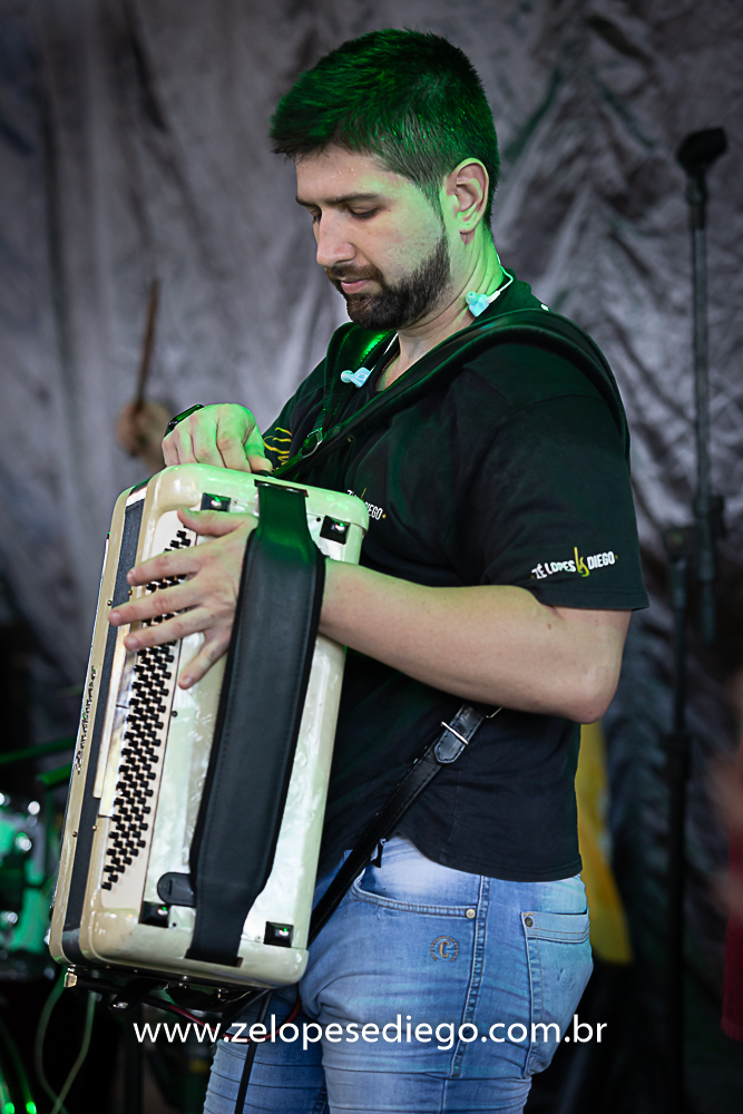 show-com-ze-lopes-e-diego-e-banda-no-aniversario-de-cristina-pavan-no-espaco-villas-em-sertaozinho-sao-paulo