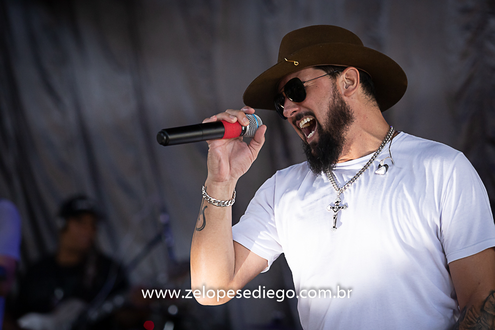 show-com-ze-lopes-e-diego-e-banda-no-aniversario-de-cristina-pavan-no-espaco-villas-em-sertaozinho-sao-paulo