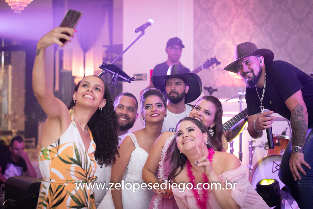 show-com-ze-lopes-e-diego-e-banda-no-casamento-de-tamara-e-everton-no-casa-branca-festas-em-sertaozinho-saopaulo