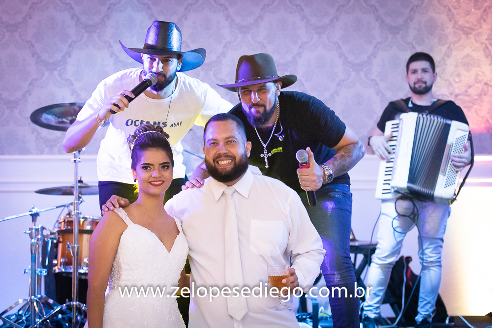 show-com-ze-lopes-e-diego-e-banda-no-casamento-de-tamara-e-everton-no-casa-branca-festas-em-sertaozinho-saopaulo