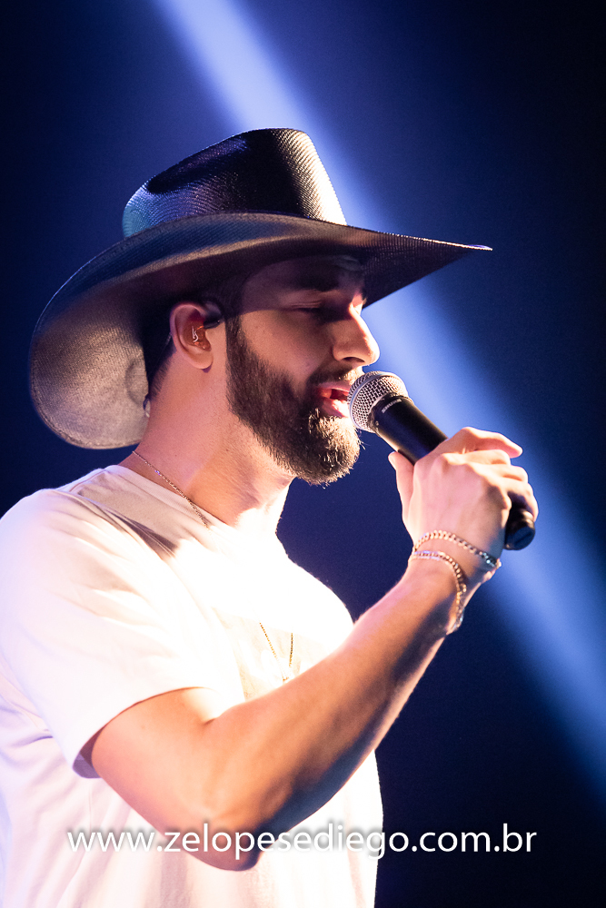 show-com-ze-lopes-e-diego-no-bar-canacaiana-em-sertaozinho-sao-paulo