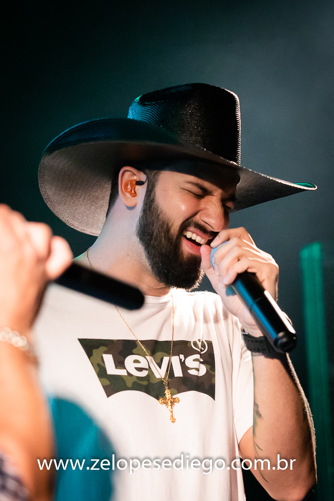 show-com-ze-lopes-e-diego-no-bar-canacaiana-em-sertaozinho-sao-paulo