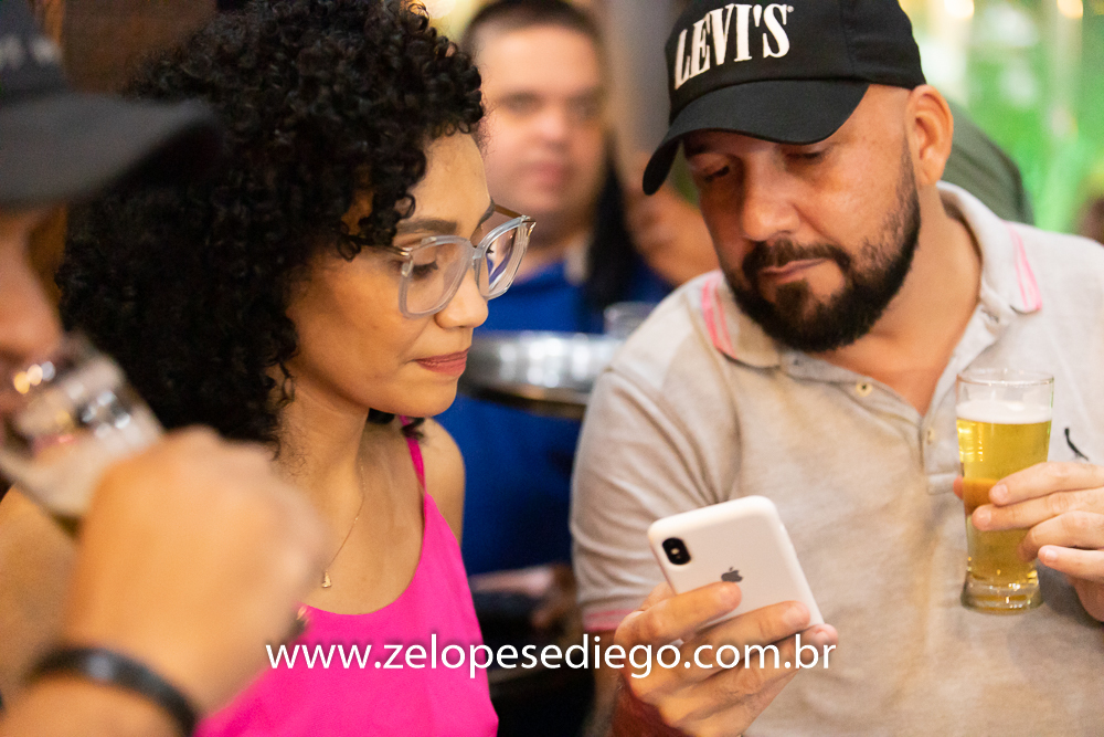 show-acustico-com-ze-lopes-e-diego-na-cachacaria-agua-doce-em-sertaozinho-sao-paulo
