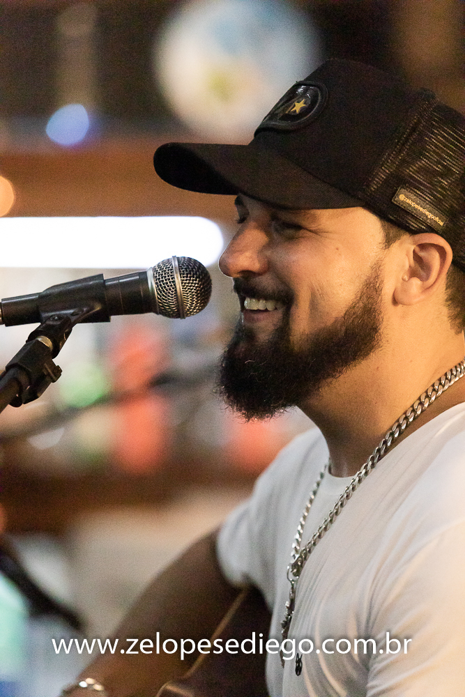 show-acustico-com-ze-lopes-e-diego-na-cachacaria-agua-doce-em-sertaozinho-sao-paulo