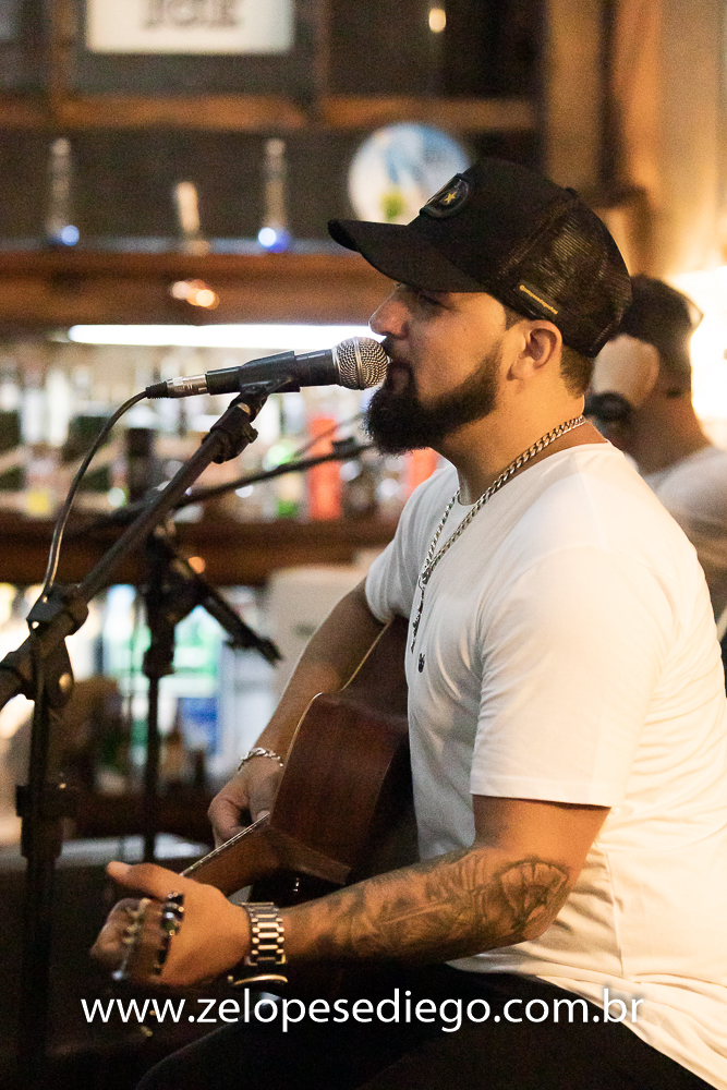 show-acustico-com-ze-lopes-e-diego-na-cachacaria-agua-doce-em-sertaozinho-sao-paulo
