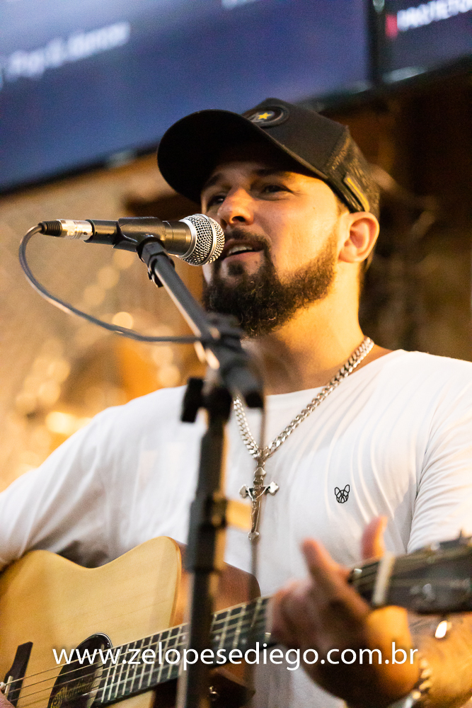 show-acustico-com-ze-lopes-e-diego-na-cachacaria-agua-doce-em-sertaozinho-sao-paulo