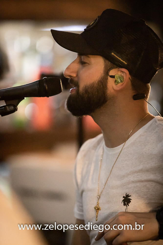 show-acustico-com-ze-lopes-e-diego-na-cachacaria-agua-doce-em-sertaozinho-sao-paulo